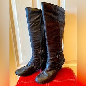 Raleigh black zip up knee boots, size 7 medium